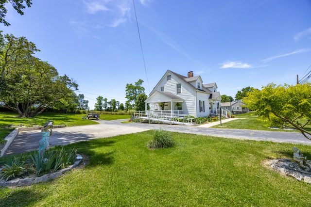 425 Elizaville Avenue, Flemingsburg, KY 41041