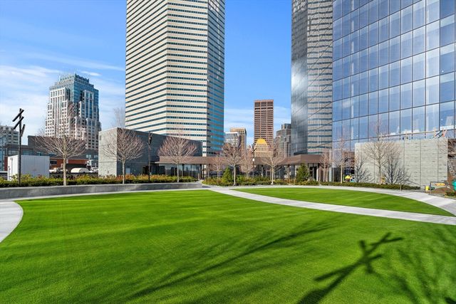 682 Atlantic Ave 49H, Boston, MA 02111