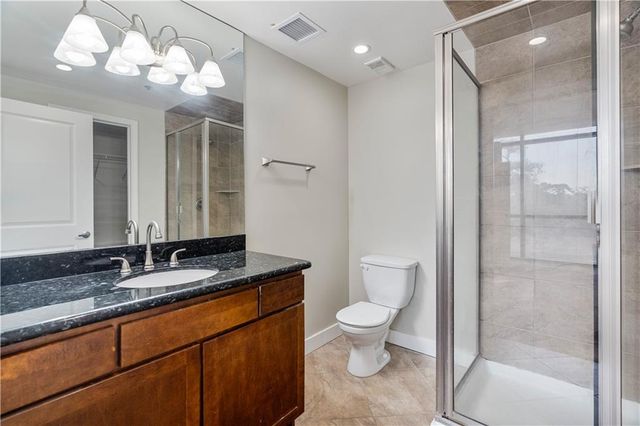 600 E Admiral Blvd Boulevard 407, Kansas City, MO 64106