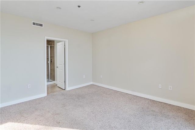 600 E Admiral Blvd Boulevard 407, Kansas City, MO 64106