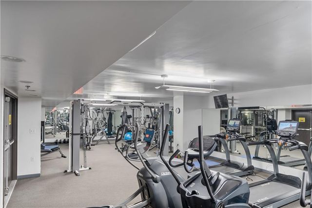 600 E Admiral Blvd Boulevard 407, Kansas City, MO 64106