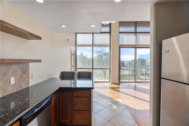 600 E Admiral Blvd Boulevard 407, Kansas City, MO 64106