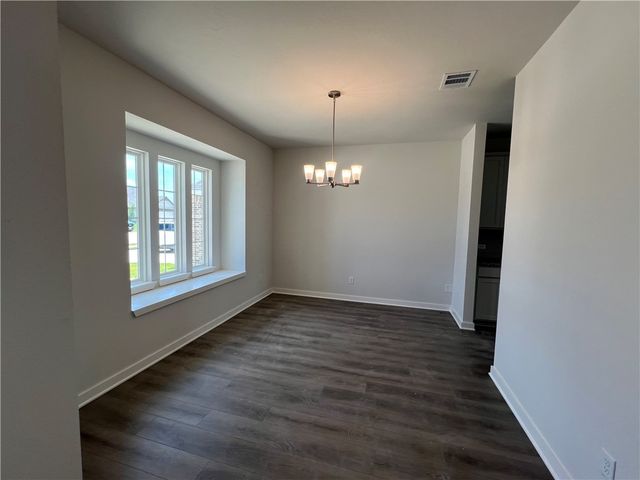 1388 Kingsgate Drive, Bryan, TX 77807
