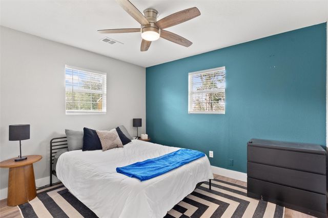 274 Old Austin TRL, Elgin, TX 78621