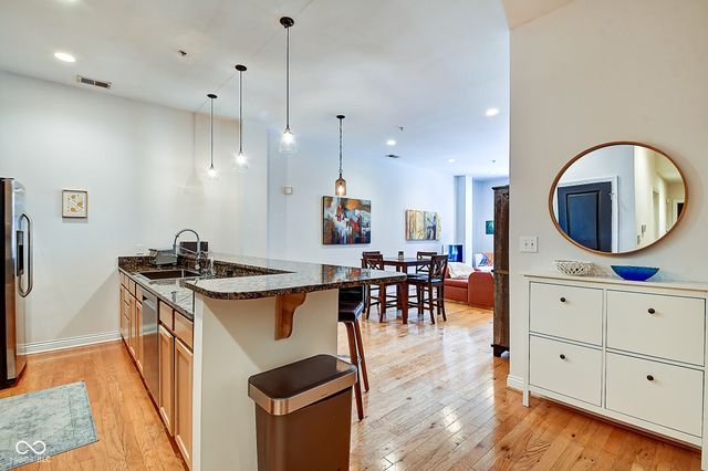 350 N Meridian Street A303, Indianapolis, IN 46204