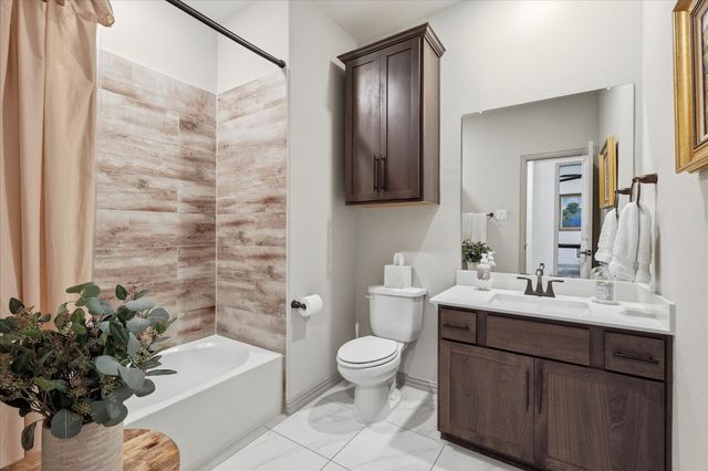105 Big Sky Circle, Northlake, TX 76226