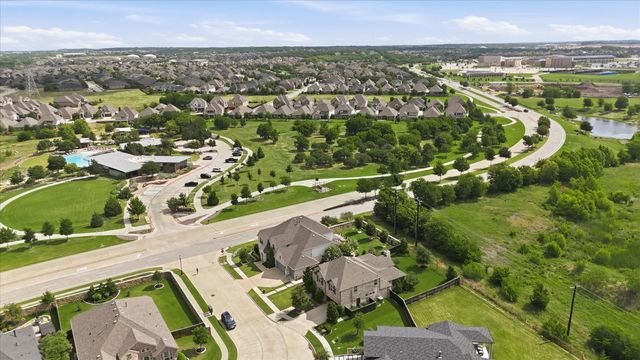 105 Big Sky Circle, Northlake, TX 76226