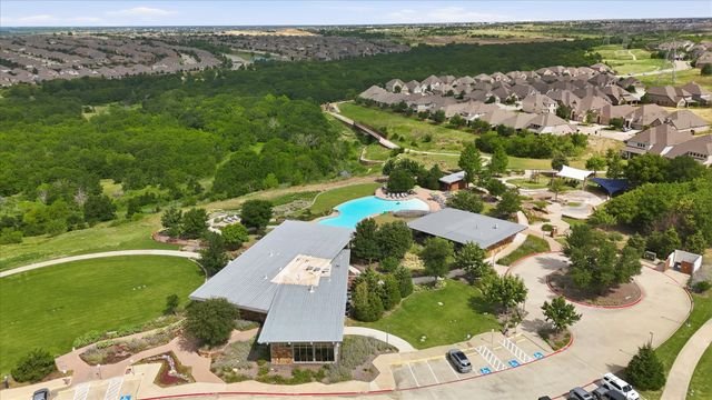 105 Big Sky Circle, Northlake, TX 76226