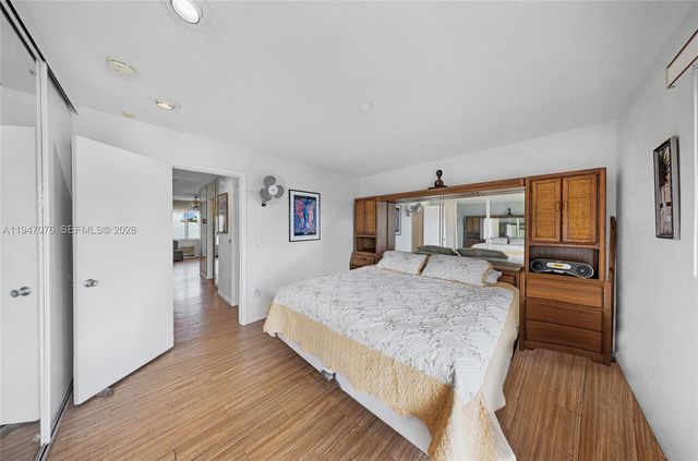 15600 NE 6th Ave 28D, Miami, FL 33162