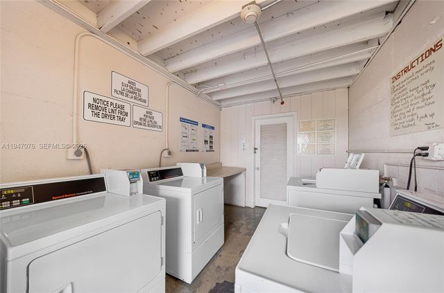 15600 NE 6th Ave 28D, Miami, FL 33162