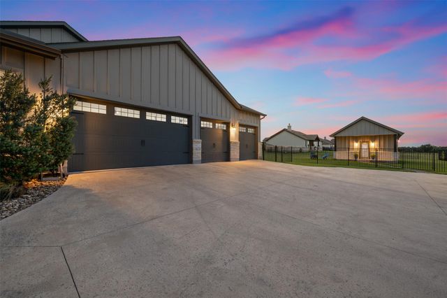 340 Bold Sundown, Liberty Hill, TX 78642