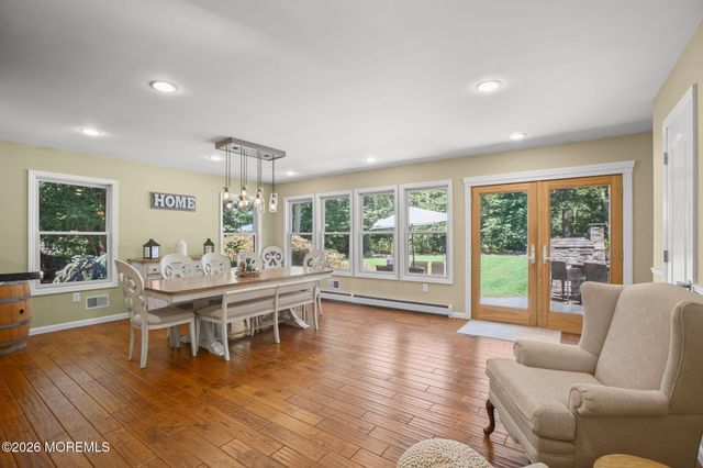 45 Pineoaka Road, Jackson, NJ 08527