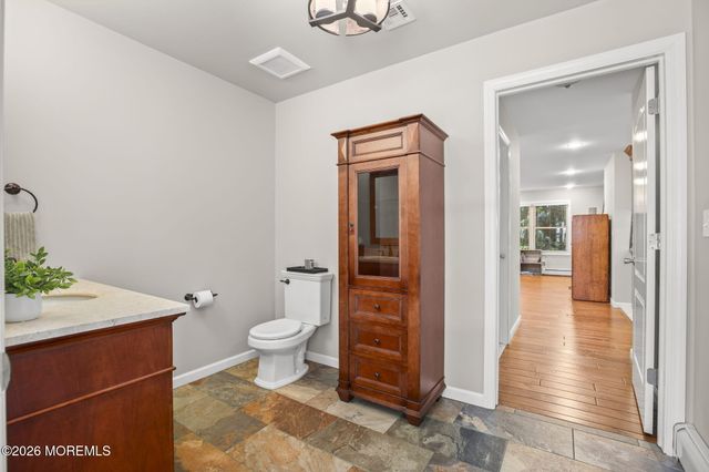 45 Pineoaka Road, Jackson, NJ 08527