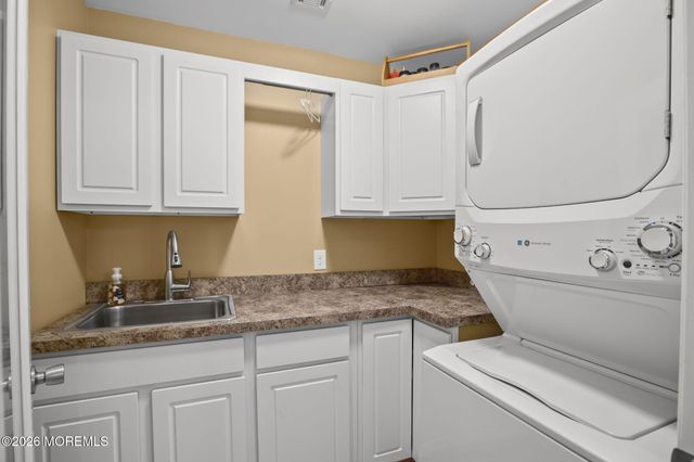 45 Pineoaka Road, Jackson, NJ 08527