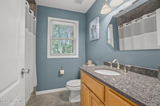 45 Pineoaka Road, Jackson, NJ 08527