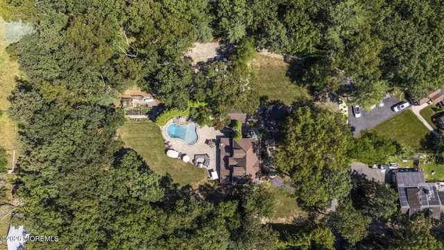 45 Pineoaka Road, Jackson, NJ 08527