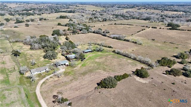 652 County Road 210, Hallettsville, TX 77964