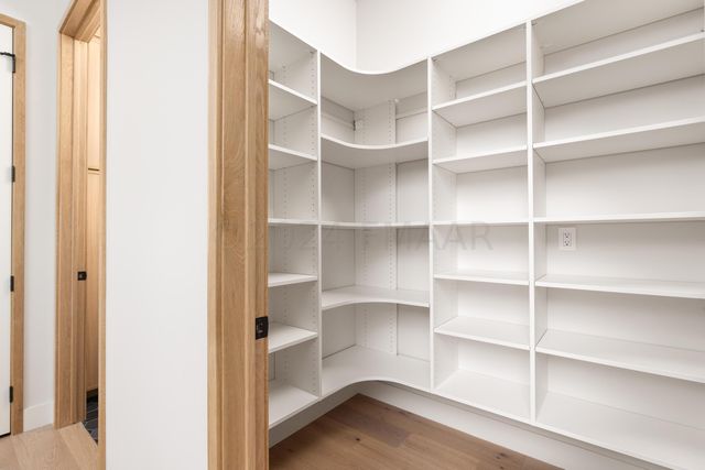 505 OAK Street N 513, Fargo, ND 58102