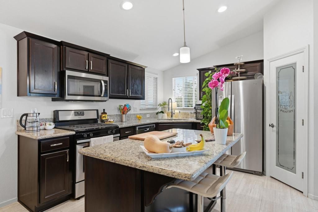 200 N El Camino Real SPC 15, Oceanside, CA 92058