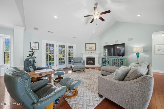 8536 Old Forest Drive NE, Leland, NC 28451