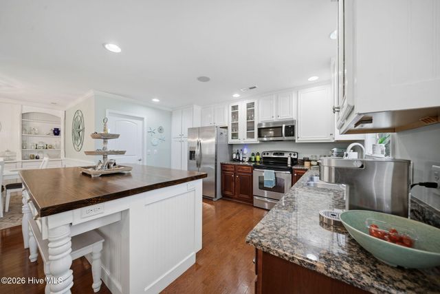 8536 Old Forest Drive NE, Leland, NC 28451