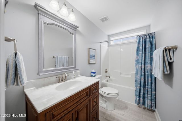 8536 Old Forest Drive NE, Leland, NC 28451