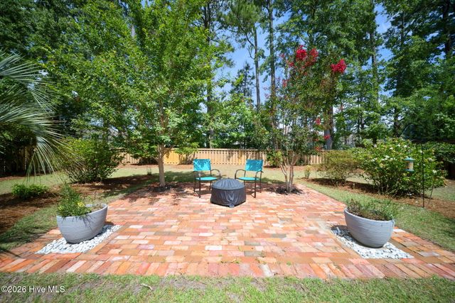 8536 Old Forest Drive NE, Leland, NC 28451