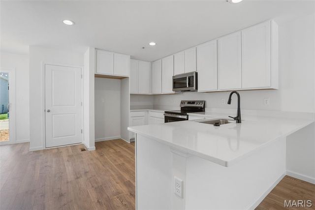 166 Sunset Terrace Drive, O'fallon, MO 63385