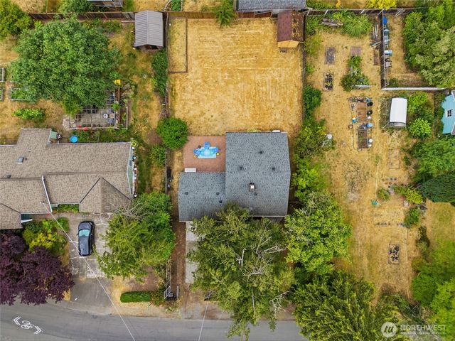 12515 25th Avenue NE, Seattle, WA 98125