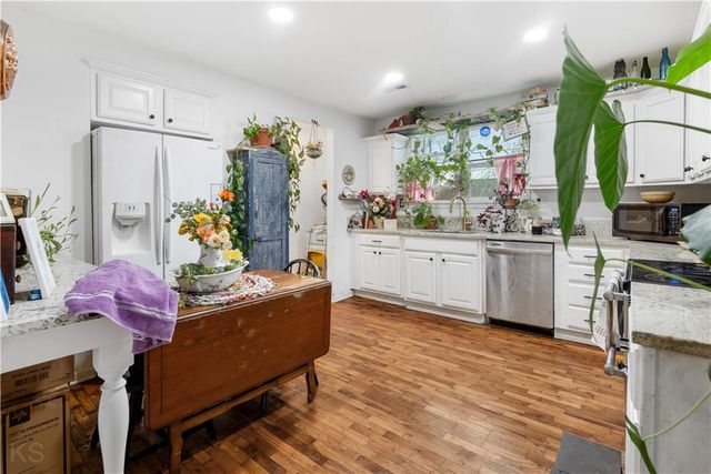 603 S New York Street, Sedalia, MO 65301