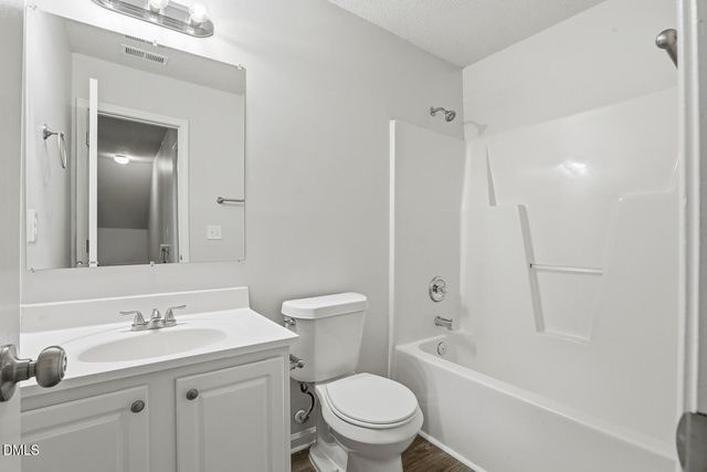 6 Cayman Court, Durham, NC 27703