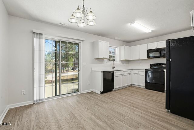 6 Cayman Court, Durham, NC 27703