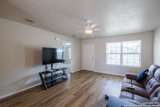 2849 Wyoming St, San Antonio, TX 78203