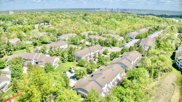 527 Fincastle Lane, Fort Wright, KY 41011