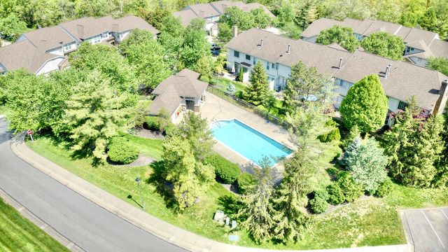 527 Fincastle Lane, Fort Wright, KY 41011