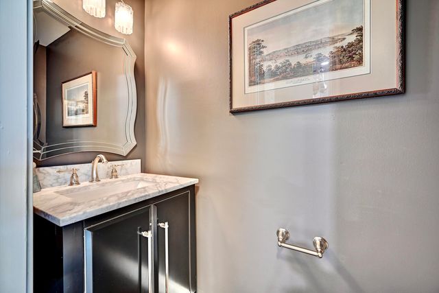 527 Fincastle Lane, Fort Wright, KY 41011