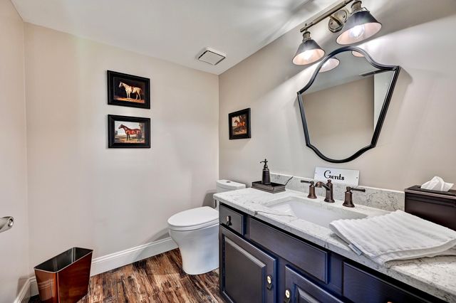 527 Fincastle Lane, Fort Wright, KY 41011