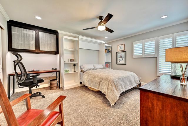 527 Fincastle Lane, Fort Wright, KY 41011