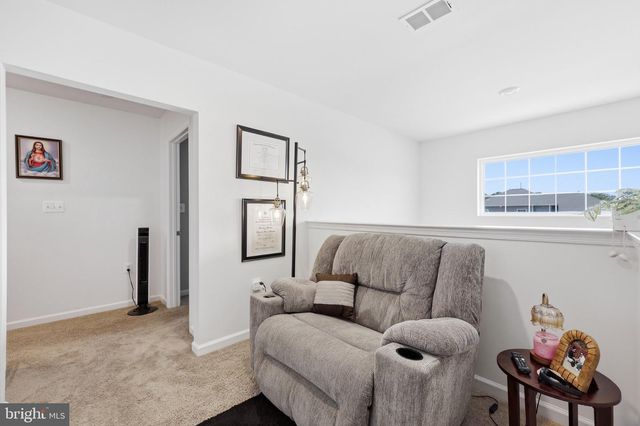 58 SARGENT LN, Martinsburg, WV 25401