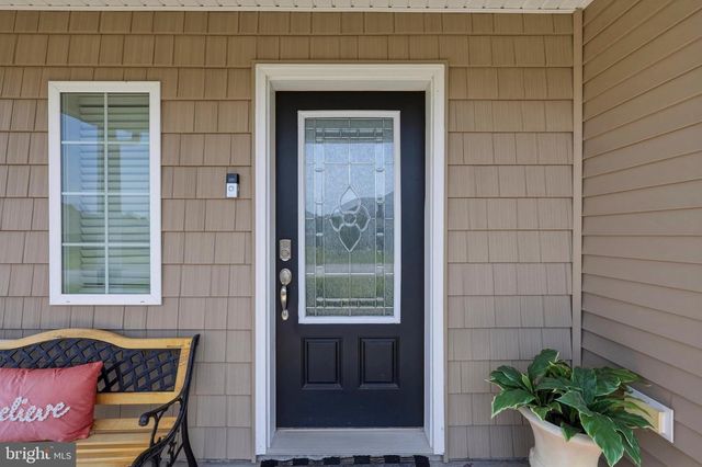 58 SARGENT LN, Martinsburg, WV 25401