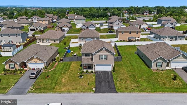 58 SARGENT LN, Martinsburg, WV 25401