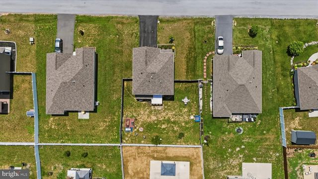 58 SARGENT LN, Martinsburg, WV 25401