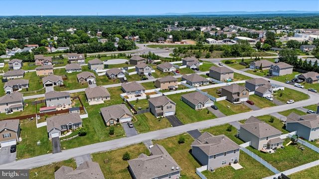 58 SARGENT LN, Martinsburg, WV 25401