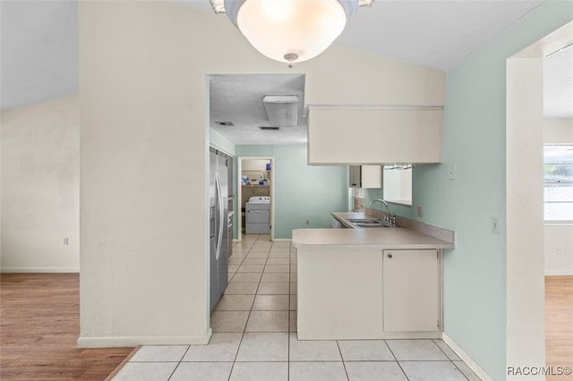515 S Jefferson Street, Beverly Hills, FL 34465
