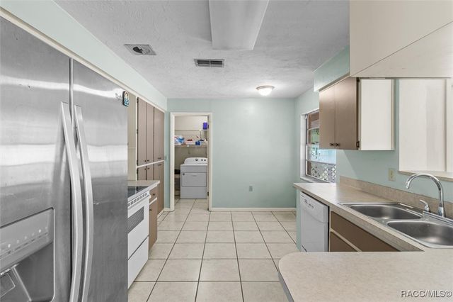 515 S Jefferson Street, Beverly Hills, FL 34465