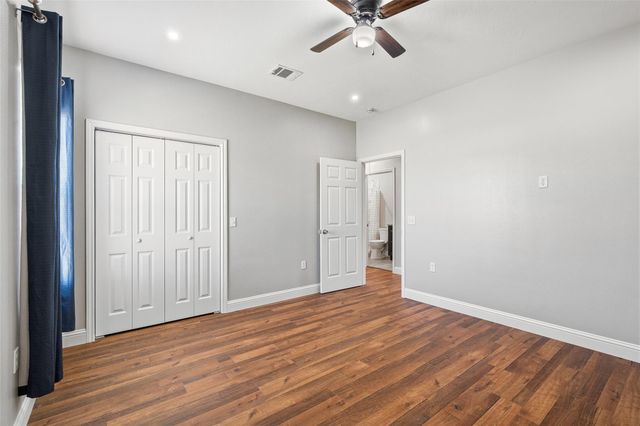 18473 Novarra Drive, Conroe, TX 77306