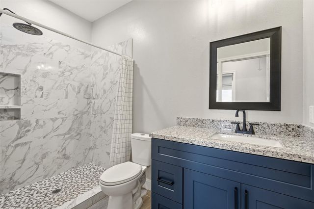 18473 Novarra Drive, Conroe, TX 77306