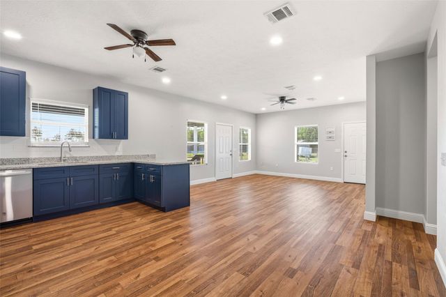 18473 Novarra Drive, Conroe, TX 77306