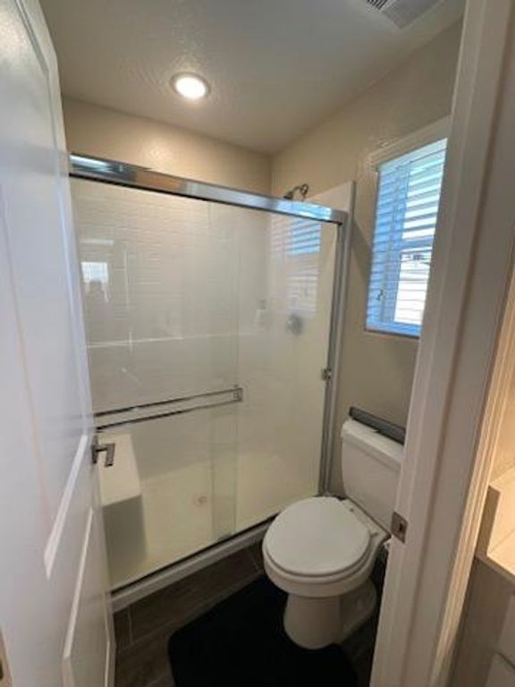Image 11 of property listing at 1108 W Encore Way W, Madera, CA 93636