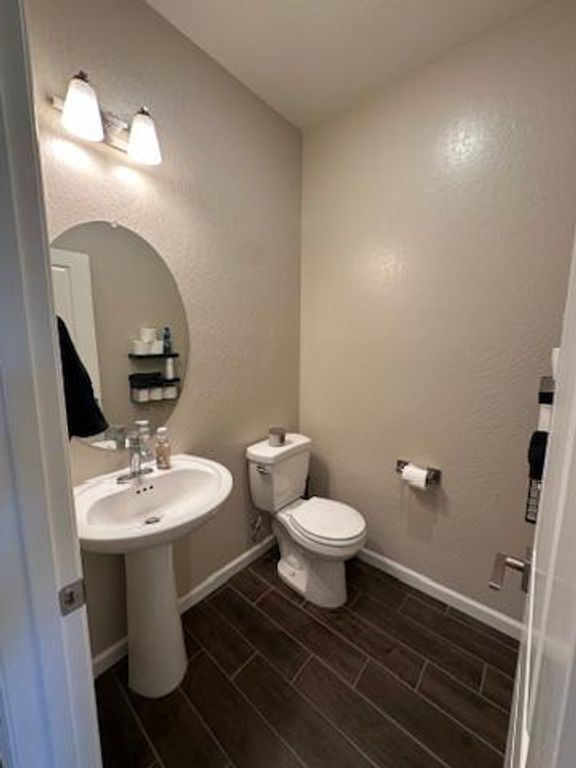 Image 14 of property listing at 1108 W Encore Way W, Madera, CA 93636